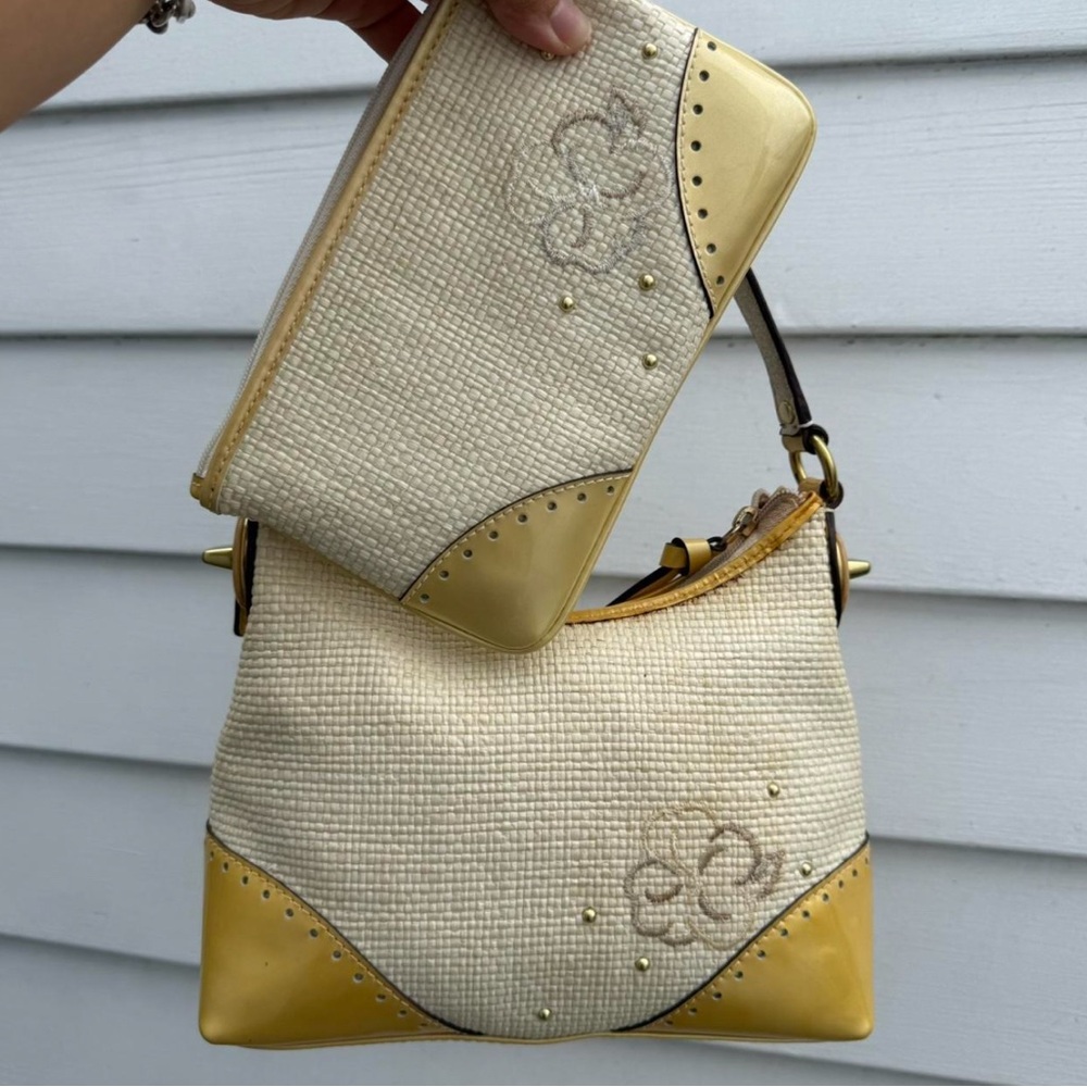 Vintage Coach Purse with matching wristlet | - Picture 4 of 16